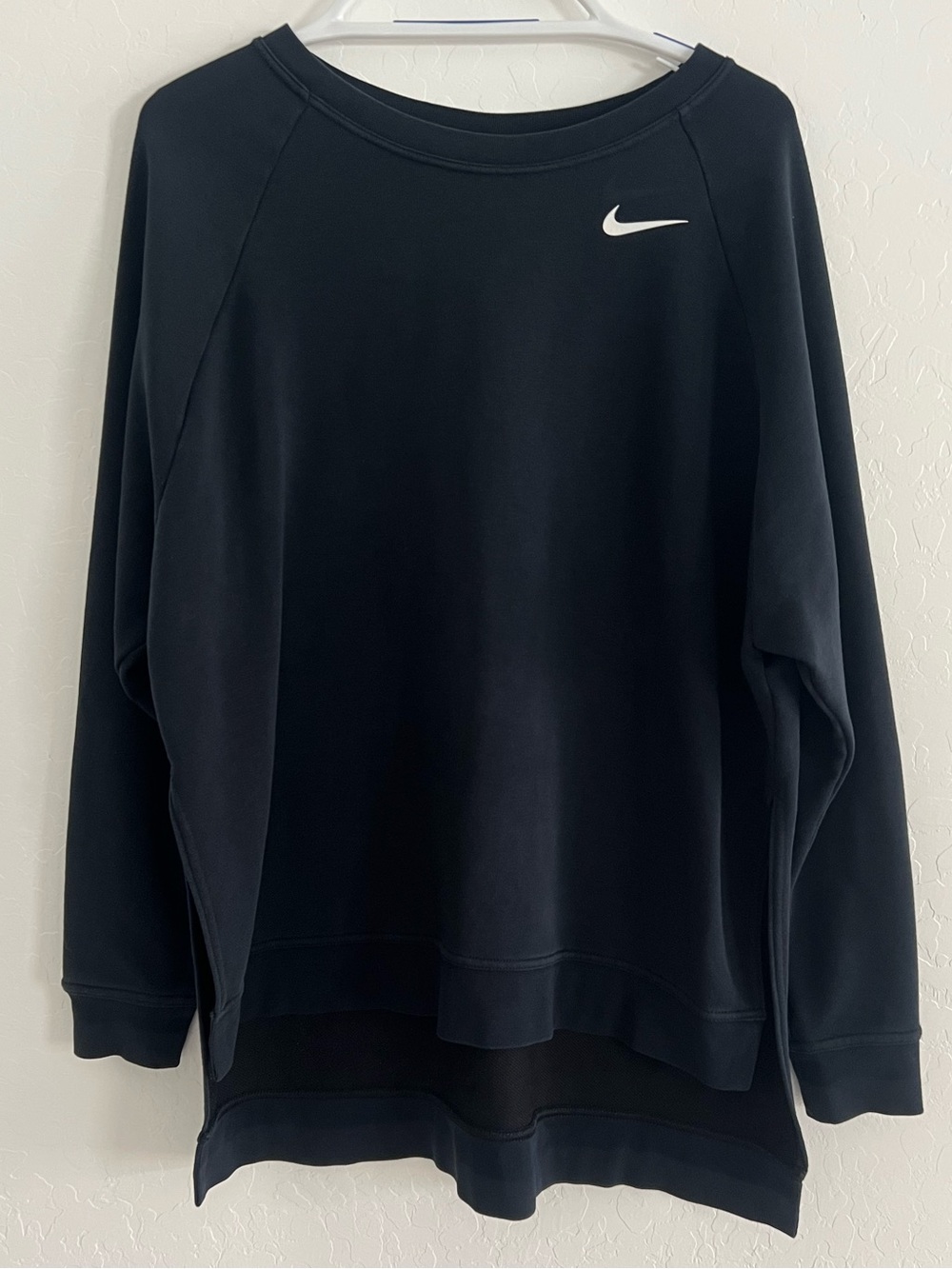 Nike Dry Long Versa Vented Hem Crewneck